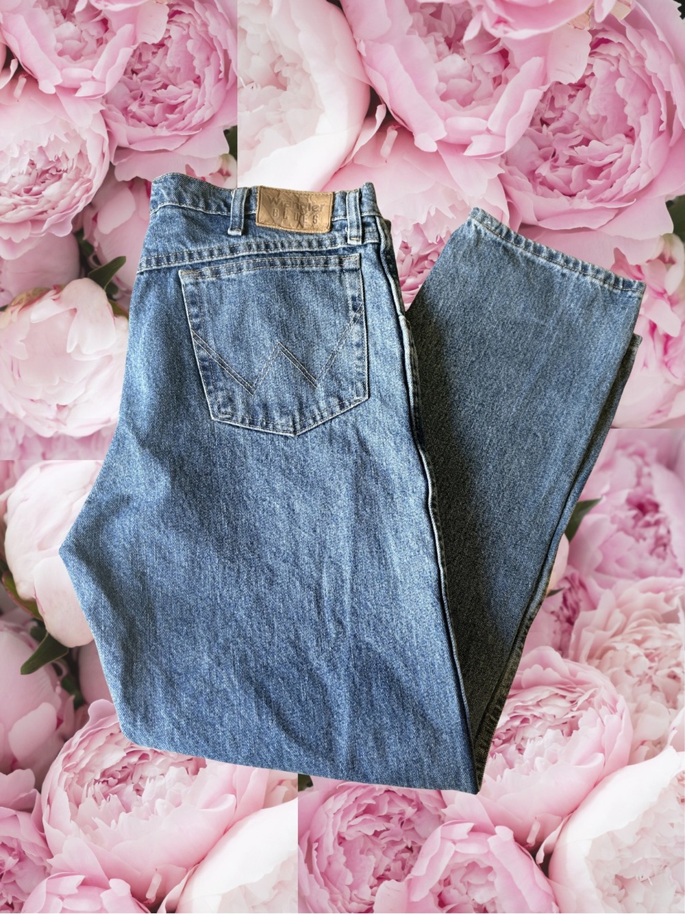Wrangler Blues Relaxed Straight Jeans